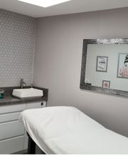 A Fleur De Peau image 8