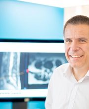 Dr. Lins | Ihre MRT Radiologie Privatpraxis Stuttgart | Schnelle Termine Vorsorge und mehr Bild 7