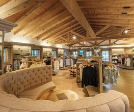Golf-Pro-Shop am Golfplatz Sonnenalp.