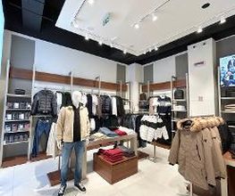GUESS immagine 4