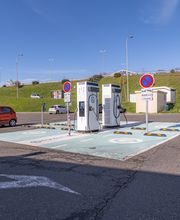 EVzen Station de recharge Norauto Villars