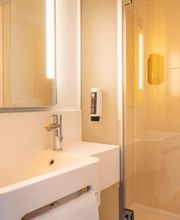 B&B HOTEL Martigues Port-de-Bouc image 10