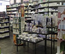 Pharmacie-Amavita-Carl-Vogt-produits