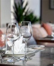 Restaurant table