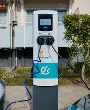 Shell Recharge Charging Station Bild 1