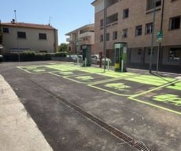 IPlanet Ricarica in sicurezza in modalità ultra fast per tutti i veicoli elettrici.