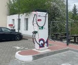 Q1 Tankstelle Bild 1