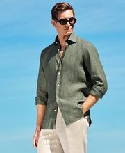 This green shirt is tailored to an overshirt fit and features a classic widespread collar, single cuff, and French placket.