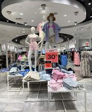 Ardene image 15