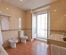 hotel-norte-y-londres-banos-05.jpg