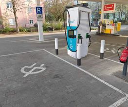 Shell Recharge Charging Station Bild 2