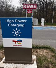 TotalEnergies Charging Station Bild 5