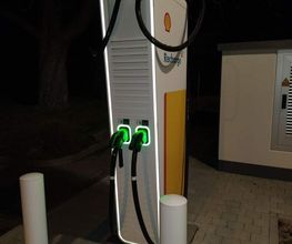 Shell Recharge Charging Station Bild 4