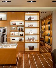 Louis Vuitton Bologna immagine 6