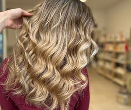 FATA HAIR FASHION di Zanchi Thea Bild 10
