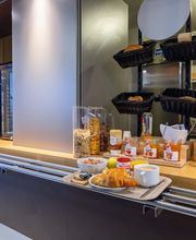 B&B HOTEL Chartres Le Forum image 11