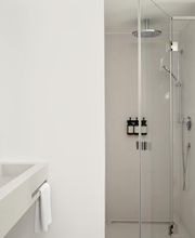 Bob W Munich Schwabing Bild 7