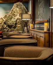 Barrys Restaurant, Bar & Lounge