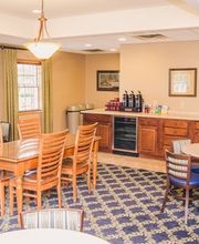 Daniels Family Funeral Home & Crematory image 4