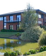 Thomas Rebecca image 8