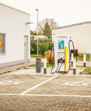 Shell Recharge Charging Station Bild 4