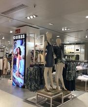 GUESS imagen 1