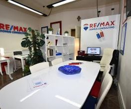 RE/MAX Domus Consulting immagine 11