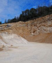 Carrière De La Loue image 4