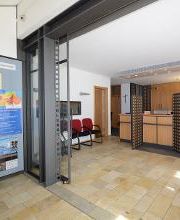 Volksbank Raiffeisenbank Bayern Mitte eG - Filiale Schernfeld Bild 2