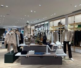 Overall View - In-Store
