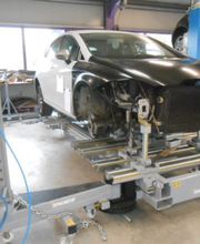 Carrosserie du Pont de Thielle SA Bild 10