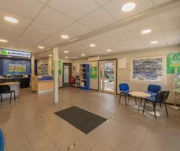 Euromaster Poissy image 8
