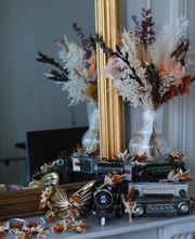 Magnolia - atelier de créations en fleurs séchées à Lyon - Atelier DIY EVJF - Créations : bouquet/couronne de mariée image 1