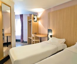 B&B HOTEL Dreux Centre image 7