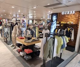 GUESS imagen 3