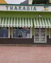 tharasia-moda-fachada-01.jpg