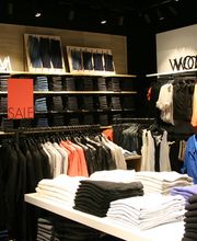 Calvin Klein Jeans Outlet afbeelding 3