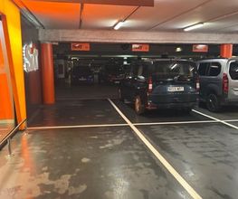 SIXT - Sevilla Centro imagen 3