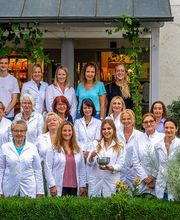 Aussenansicht der St. Georg Apotheke