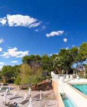 Camping Résidentiel La Pinède image 10