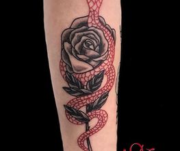 Bunte Leute Tattoo & Piercing Bild 4