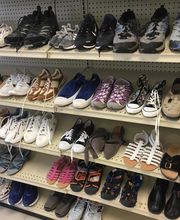 UNIQUE OUTLET THRIFT image 2