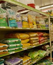 Product Shot: Chicken/Animal Feed