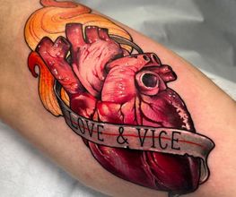PiiNK Tattoo & Piercing Bild 7