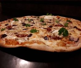 La Tour de Pizz image 10