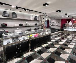 Gucci - Paris Flagship Royale image 6
