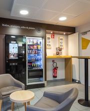 B&B HOTEL Chartres Le Forum image 8