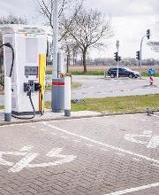 Shell Recharge Charging Station Bild 1