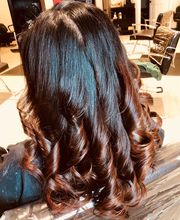 Bobbie Glen Salon & Spa image 1