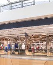 INTERSPORT Voswinkel Erlangen Arcaden Bild 12